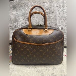 Louis Vuitton Deauville